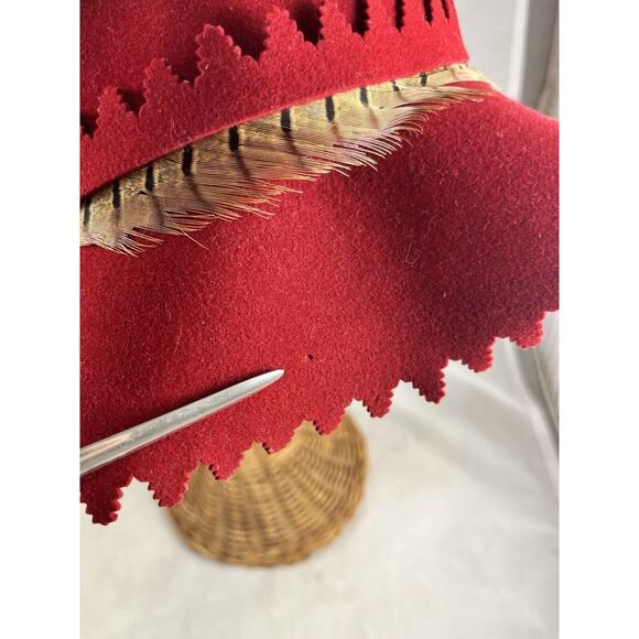 Frank's Girl by Frank Olive Red Wool Hat Feather Accent Fawn Finish Vintage - Picture 6 of 10